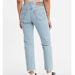 Levi’s Wedgie Straight Jeans